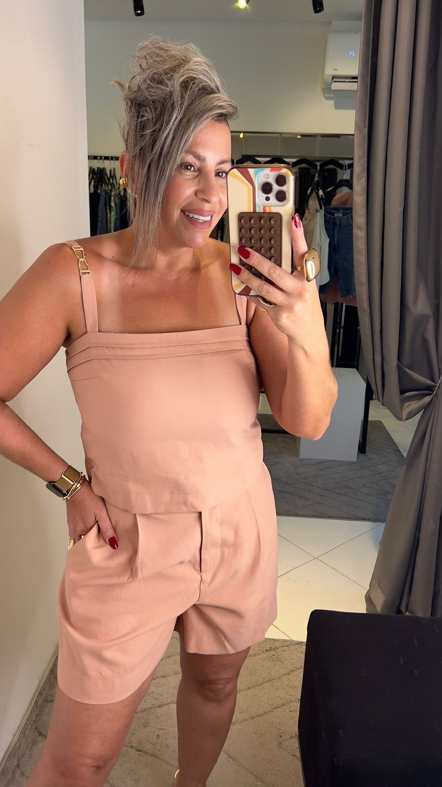 Cropped alfaiataria 329,90 Short alfaiataria 549,90